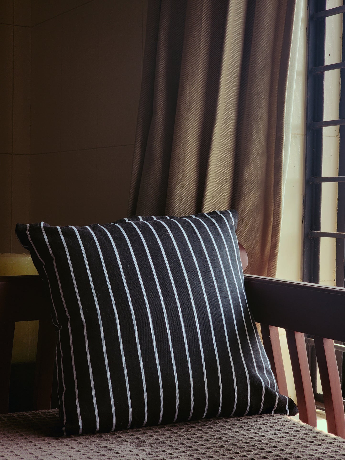 Alcapone Cushion Cover