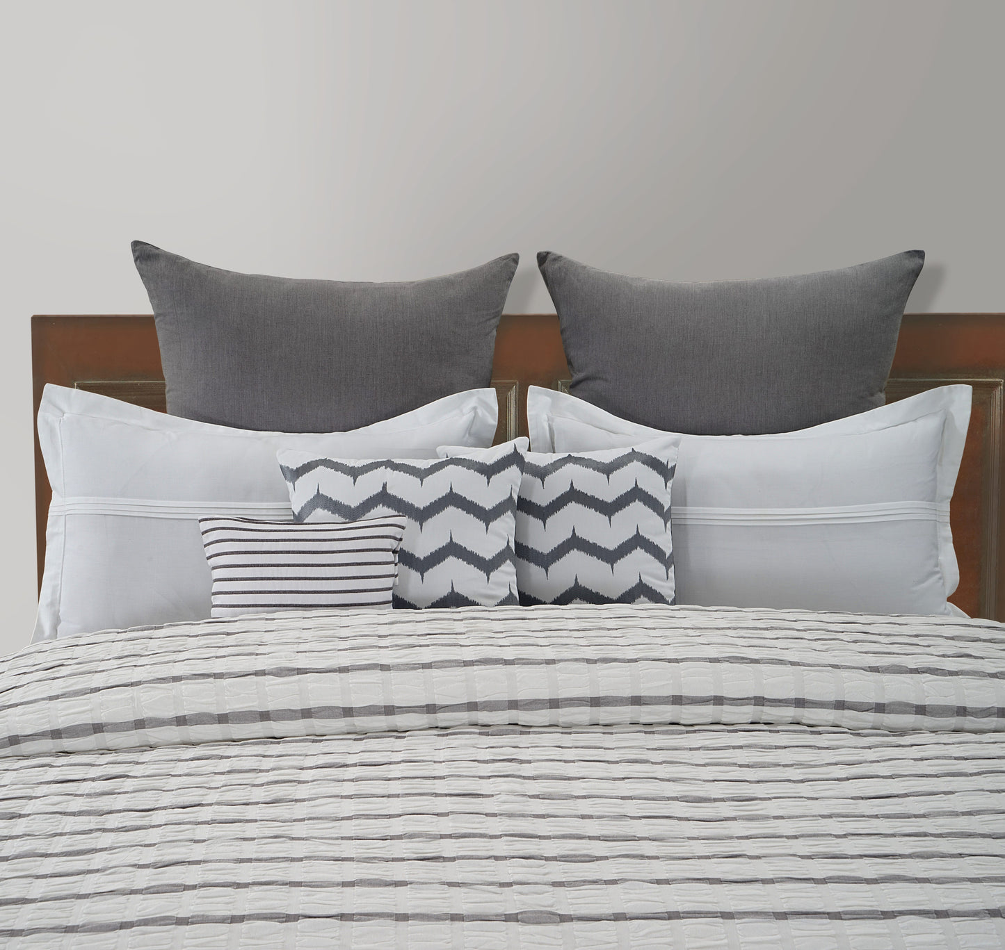 Check sucker Bedspread