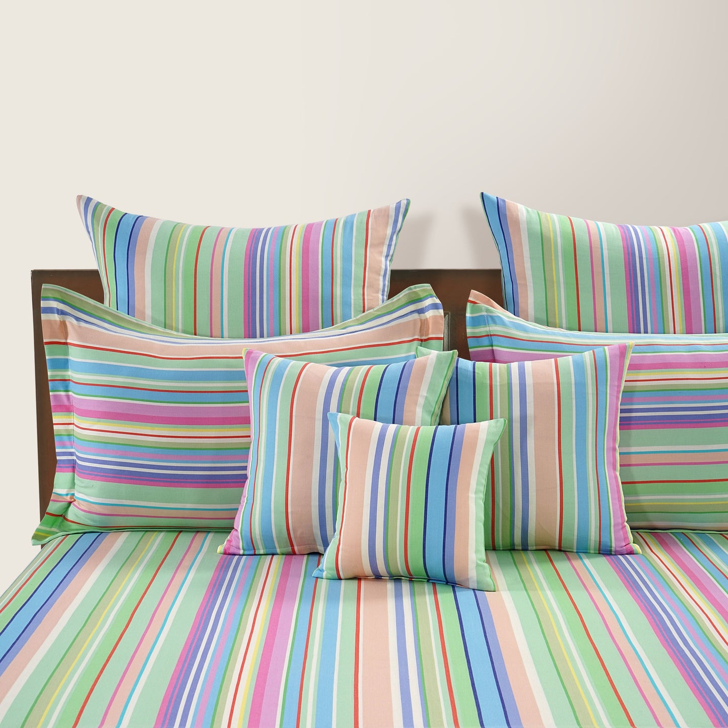 Uppsala Comforter Set