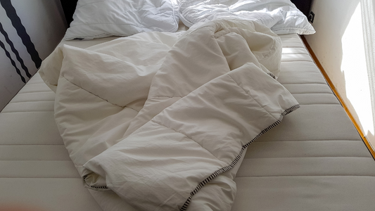 Duvet Covers vs. Comforters: What’s the Real Difference?