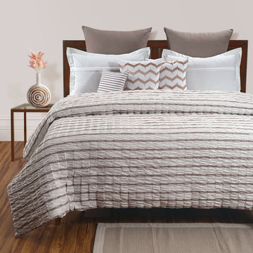 Check Sucker Bedspread Set