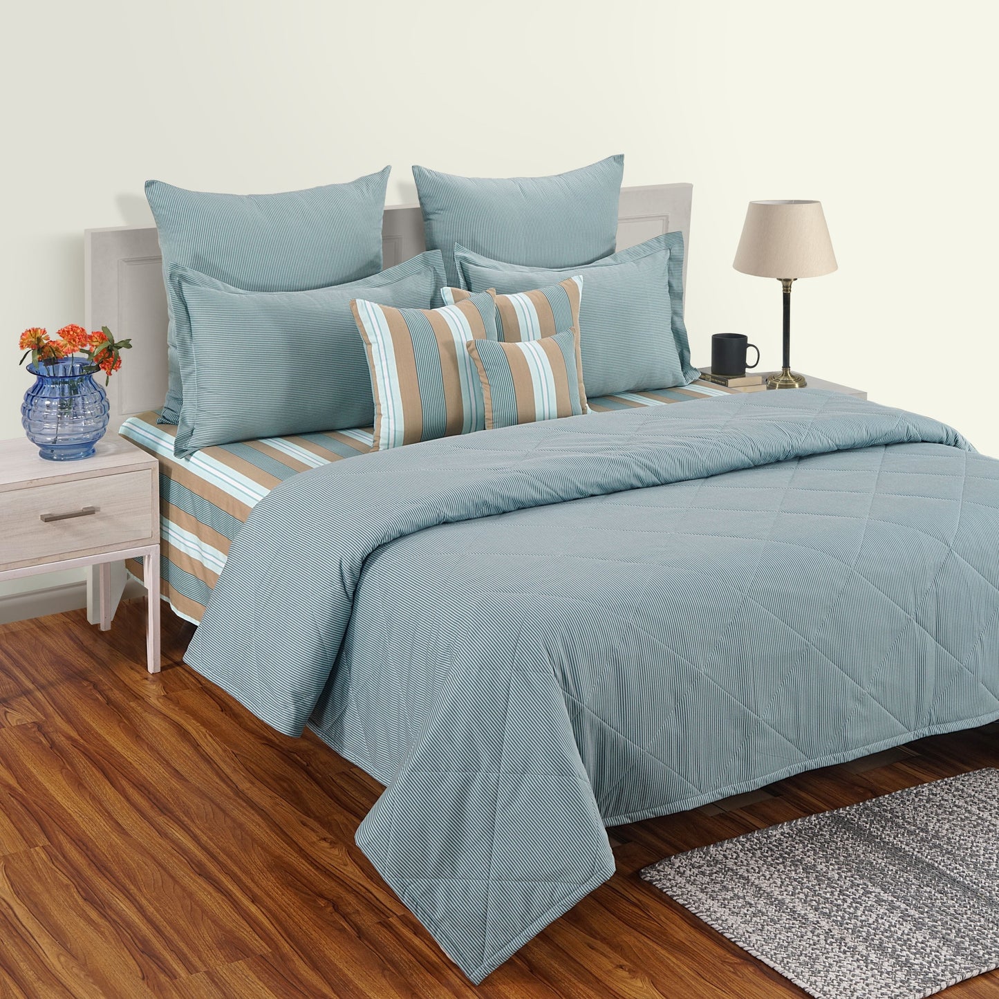 Malmo Reversible Comforter Set